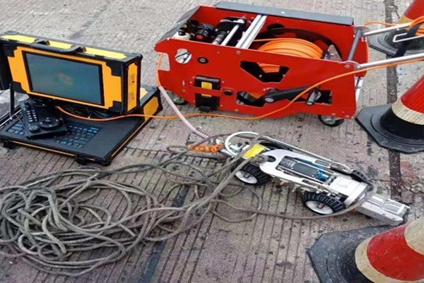 南安CCTV管道检测机器人